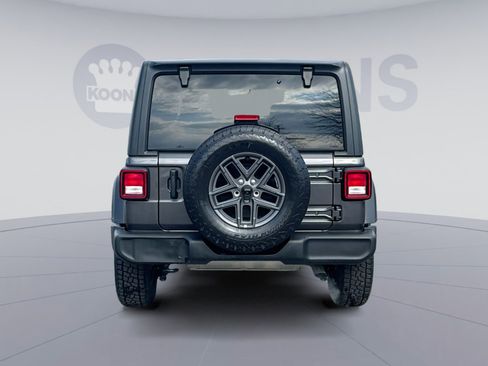 Used 2024 Jeep Wrangler Sport S image 5
