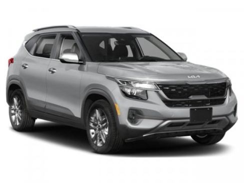 Used 2023 Kia Seltos EX image 9