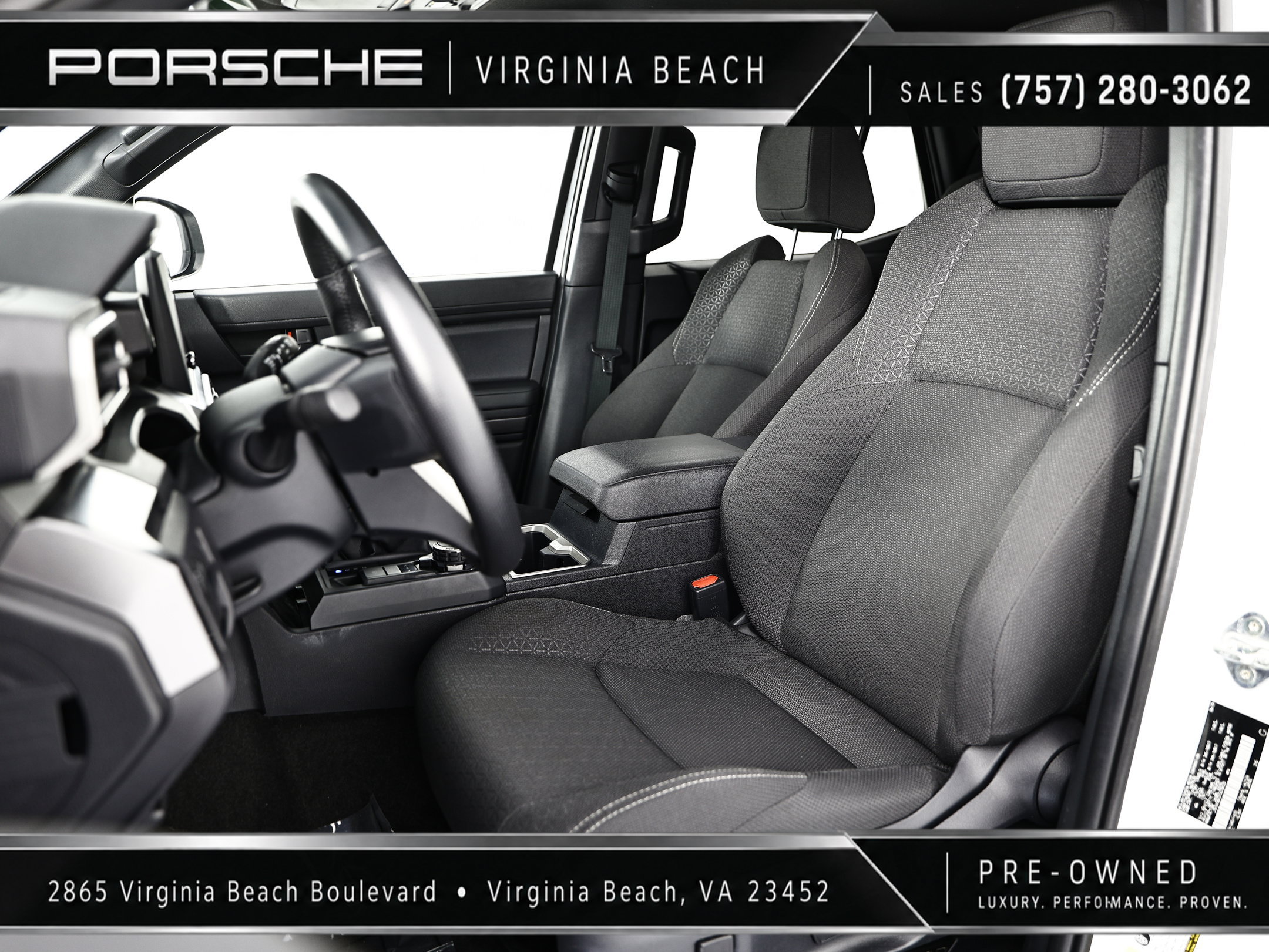 Used 2025 Toyota 4Runner SR5 AWD/4WD image 22