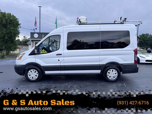 Used 2017 Ford Transit 150 XLT image 1