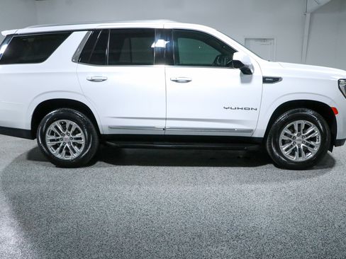 Used 2023 GMC Yukon SLT AWD/4WD image 6