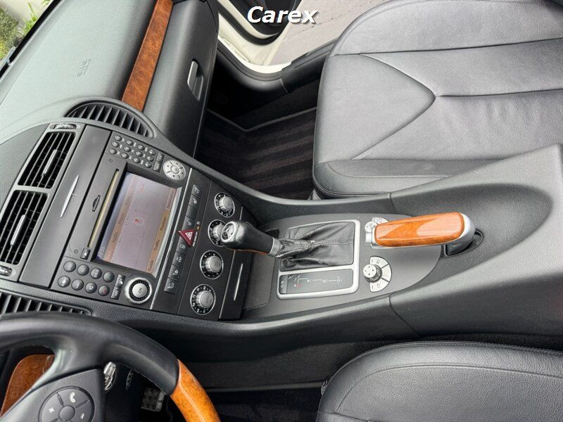 Used 2010 Mercedes-Benz SLK 350 image 27