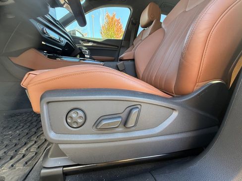 Used 2025 Audi Q5 2.0T Premium Plus w/ Premium Plus Package image 30