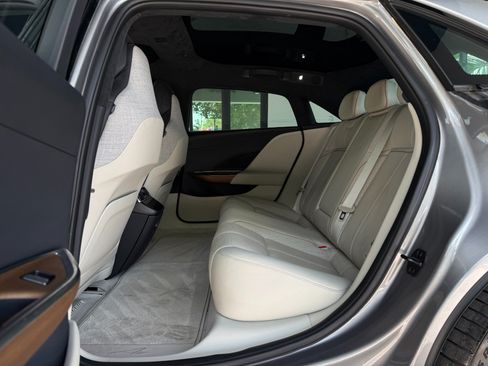 Used 2022 Lucid Air Grand Touring AWD/4WD image 40