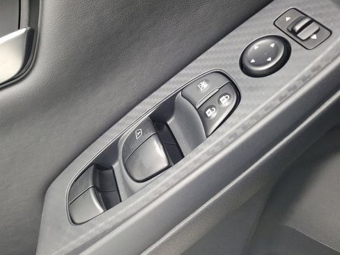 Used 2025 Nissan Sentra SV w/ All-Weather Package image 27