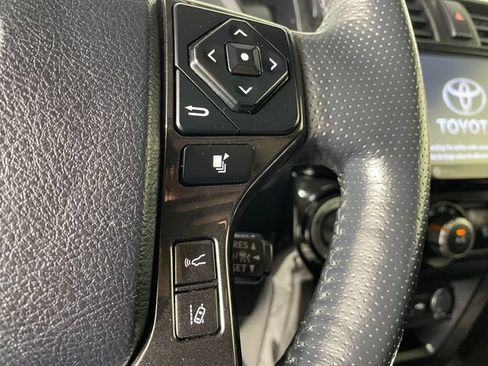 Used 2023 Toyota 4Runner TRD Off-Road Premium w/ Off Road Premium Plus Package AWD/4WD image 10