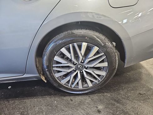 Certified 2025 Nissan Altima 2.5 SV FWD image 32