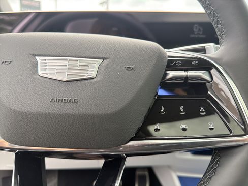 New 2026 Cadillac Optiq Luxury 1 RWD image 27