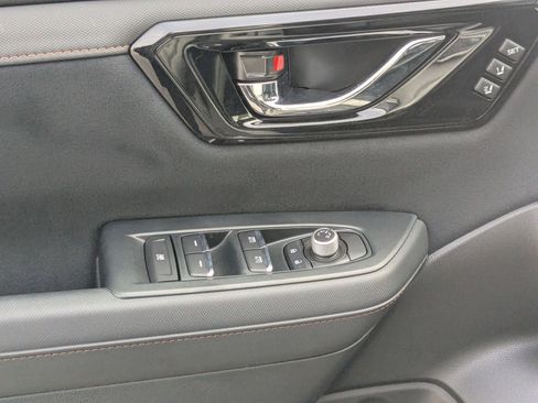 Used 2025 Subaru Forester Touring image 15