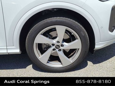 Certified 2025 Audi Q5 Premium w/ Premium Plus AWD/4WD image 24