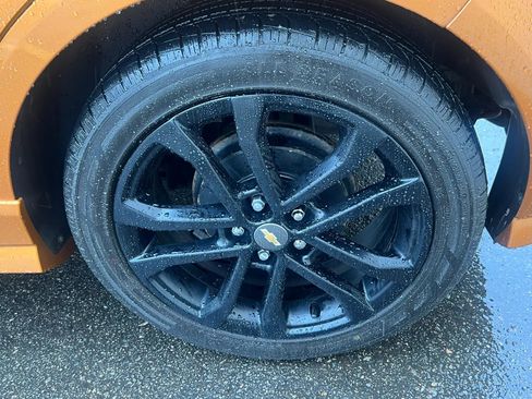 Used 2017 Chevrolet Sonic Premier FWD image 9