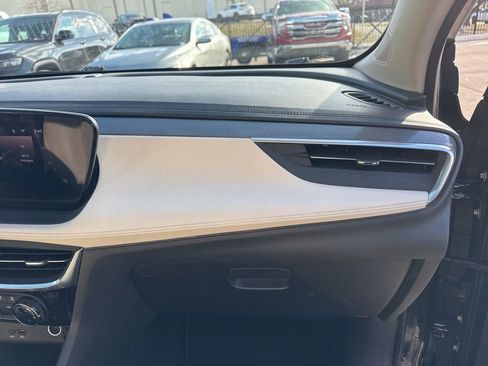 Used 2024 Buick Encore GX Sport Touring image 21