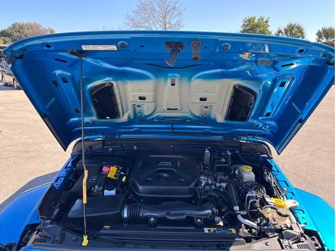 Used 2021 Jeep Wrangler Unlimited Sahara image 43