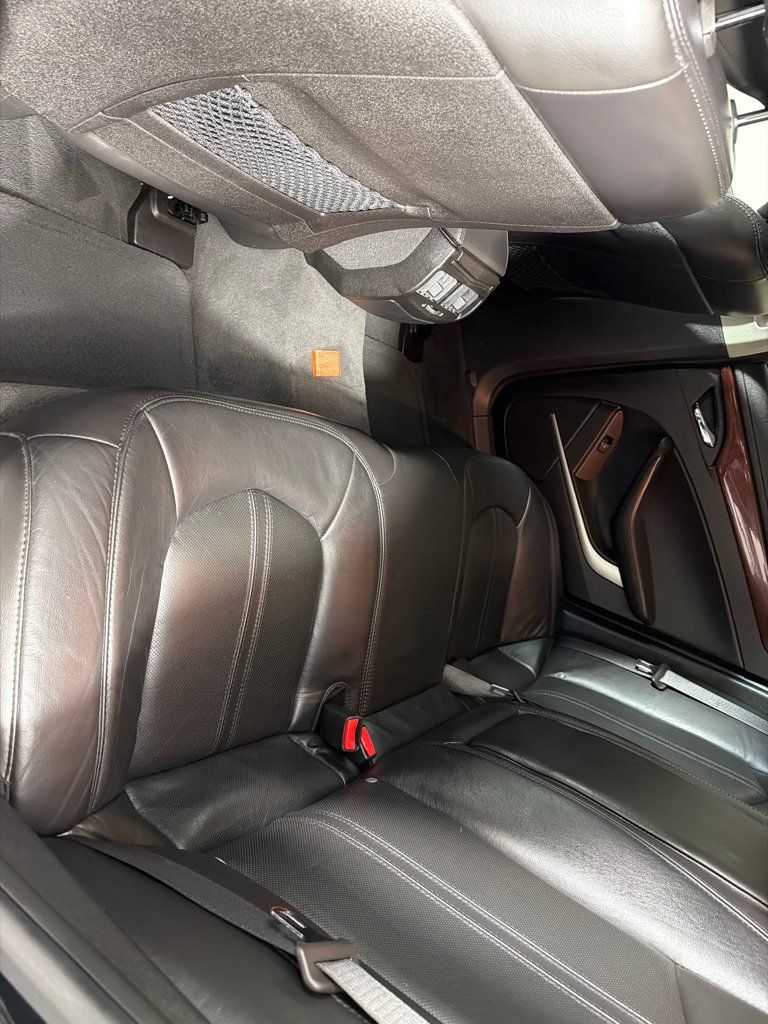 Used 2010 Cadillac CTS Luxury AWD/4WD image 16
