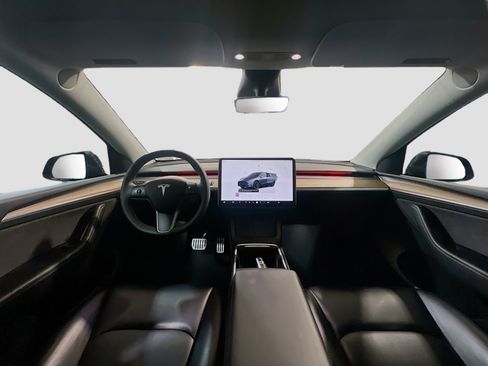 Used 2023 Tesla Model Y Performance image 17