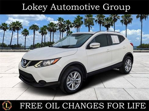 Certified 2017 Nissan Rogue Sport SV image 1