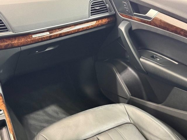Used 2018 Audi Q5 2.0T Premium w/ Convenience Package AWD/4WD image 13