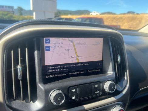 Used 2022 GMC Canyon Denali w/ Denali Black Edition Package image 18