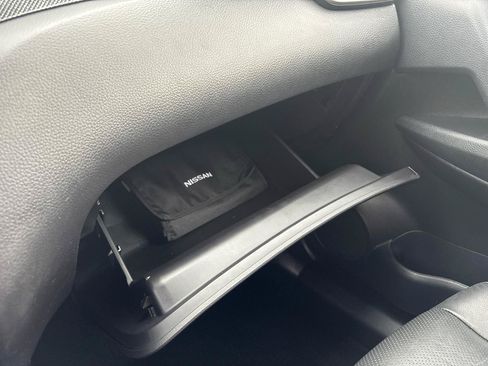 Used 2014 Nissan Rogue SL AWD/4WD image 24