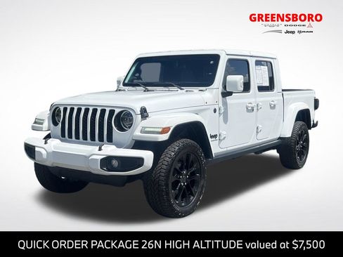 Used 2022 Jeep Gladiator Overland AWD/4WD image 1