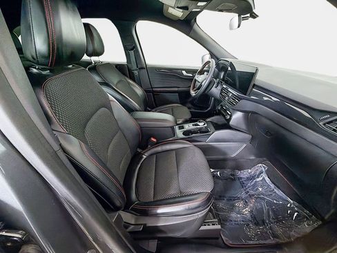 Used 2023 Ford Escape ST-Line w/ Equipment Group 301A image 22