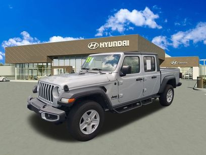 Used 2023 Jeep Gladiator Sport
