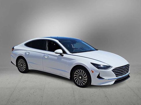 Certified 2023 Hyundai Sonata Limited FWD image 2