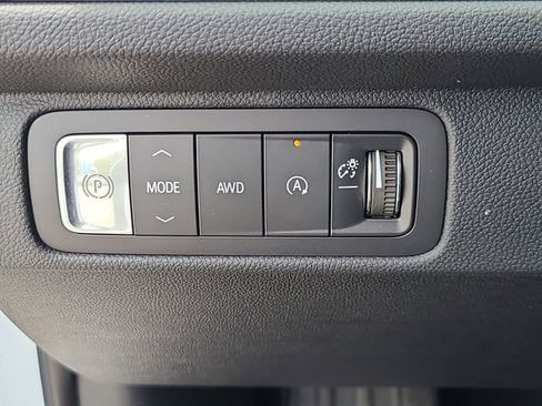 New 2026 Chevrolet Traverse Z71 image 25