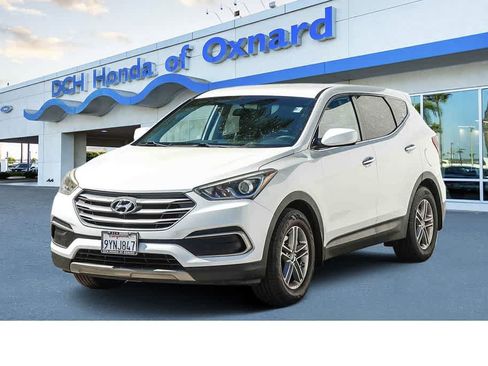 Used 2018 Hyundai Santa Fe Sport FWD image 2