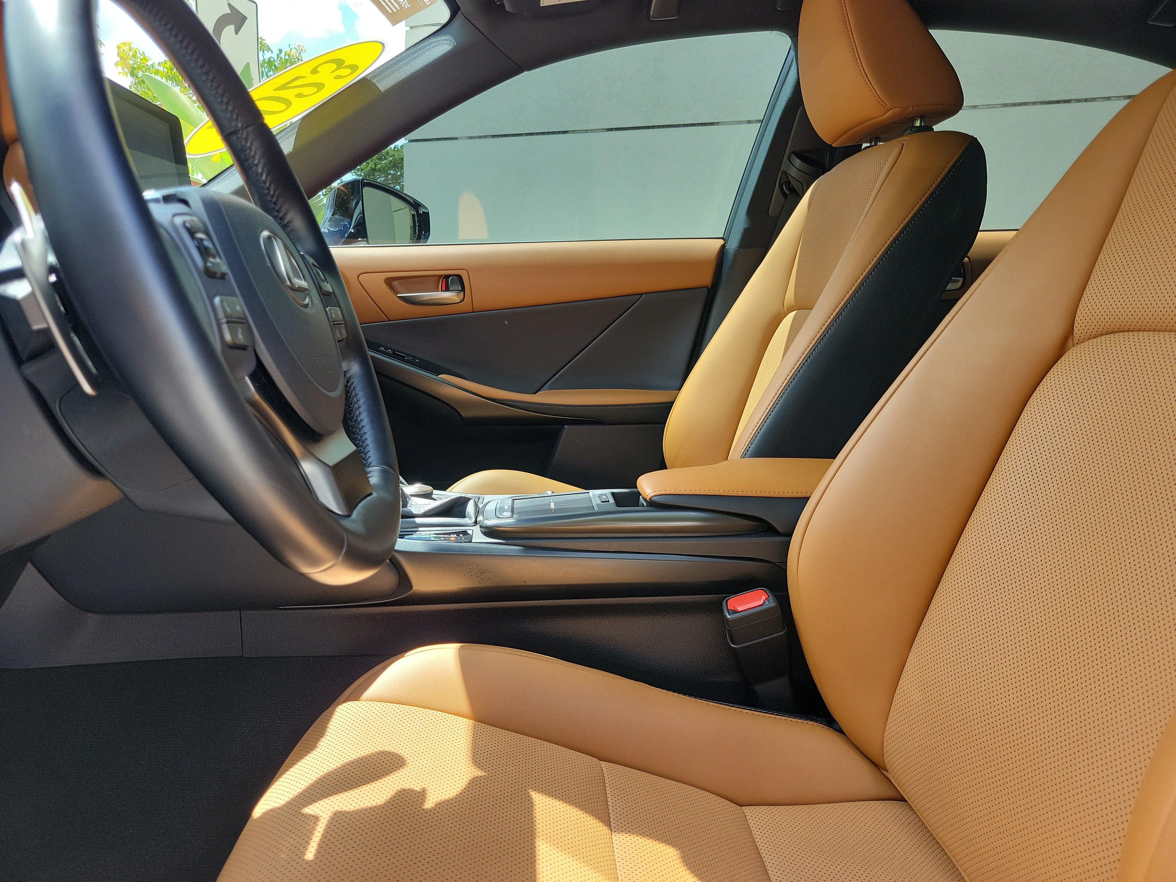 Used 2024 Lexus IS 300 w/ Comfort Package RWD image 21