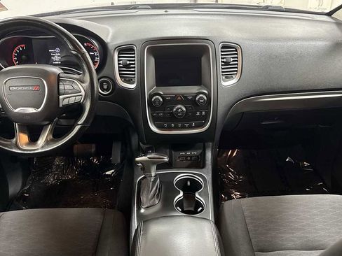 Used 2020 Dodge Durango SXT image 25