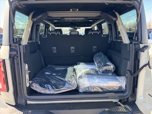 New 2025 Ford Bronco Badlands w/ Sasquatch Package image 10