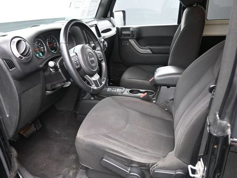 Used 2015 Jeep Wrangler Sport w/ Quick Order Package 24S AWD/4WD image 9