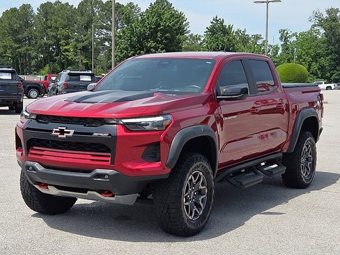 Used 2024 Chevrolet Colorado ZR2 w/ Safety Package AWD/4WD image 2