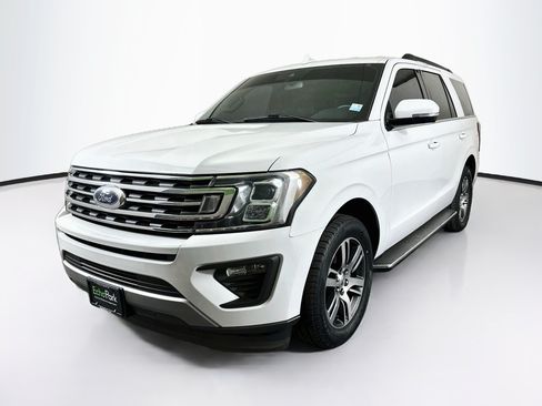 Used 2021 Ford Expedition XLT RWD image 3