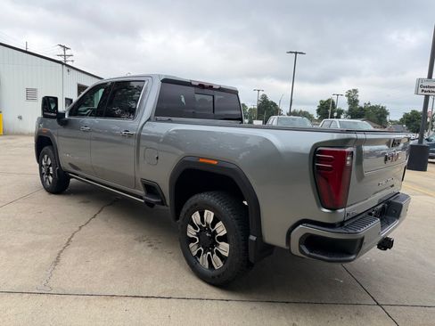 New 2026 GMC Sierra 3500 Denali w/ Denali Reserve Package AWD/4WD image 29