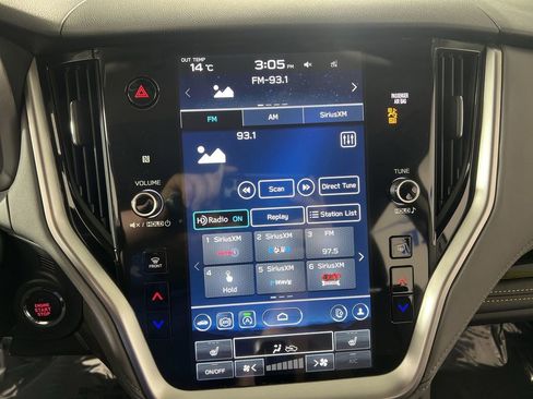 Used 2025 Subaru Outback Onyx Edition image 14