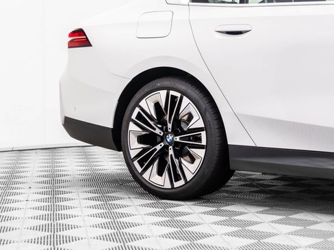 New 2026 BMW 530i xDrive 530i xDrive image 30