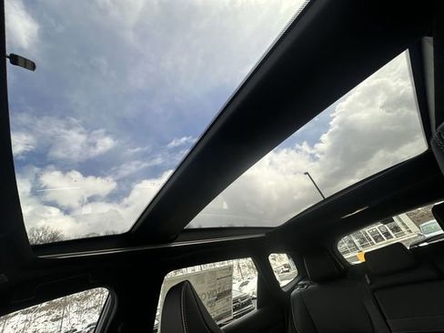 New 2026 Toyota Crown Signia Limited image 18