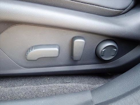 New 2026 Subaru Crosstrek 2.5i Limited image 12