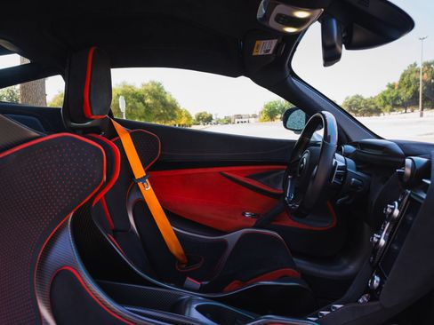 Used 2021 McLaren 765LT RWD image 91