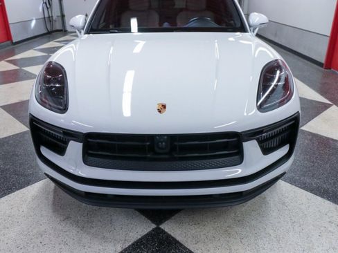 Used 2023 Porsche Macan S image 4