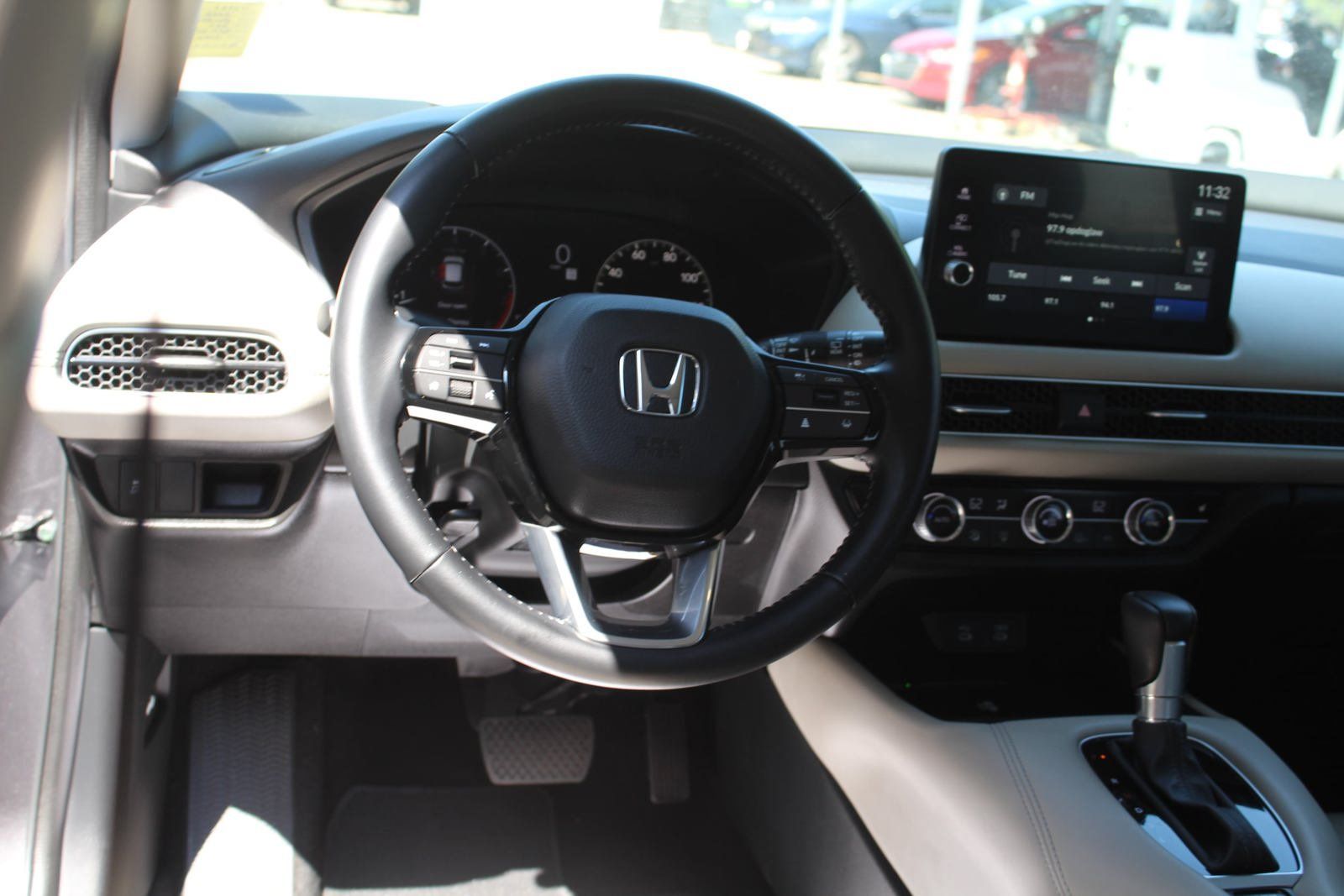 Used 2026 Honda HR-V EX-L image 18