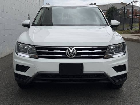 Used 2021 Volkswagen Tiguan SE w/ Panoramic Sunroof Package AWD/4WD image 7