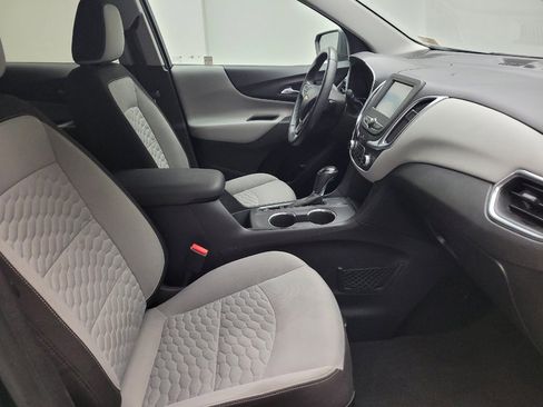 Used 2018 Chevrolet Equinox LT FWD image 21