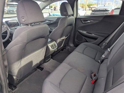 Used 2024 Chevrolet Malibu LT image 30
