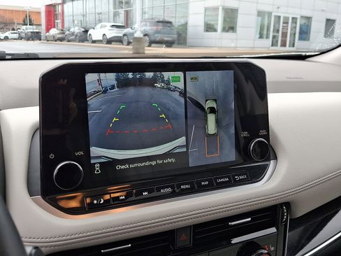 Certified 2023 Nissan Rogue SL w/ SL Premium Package image 19