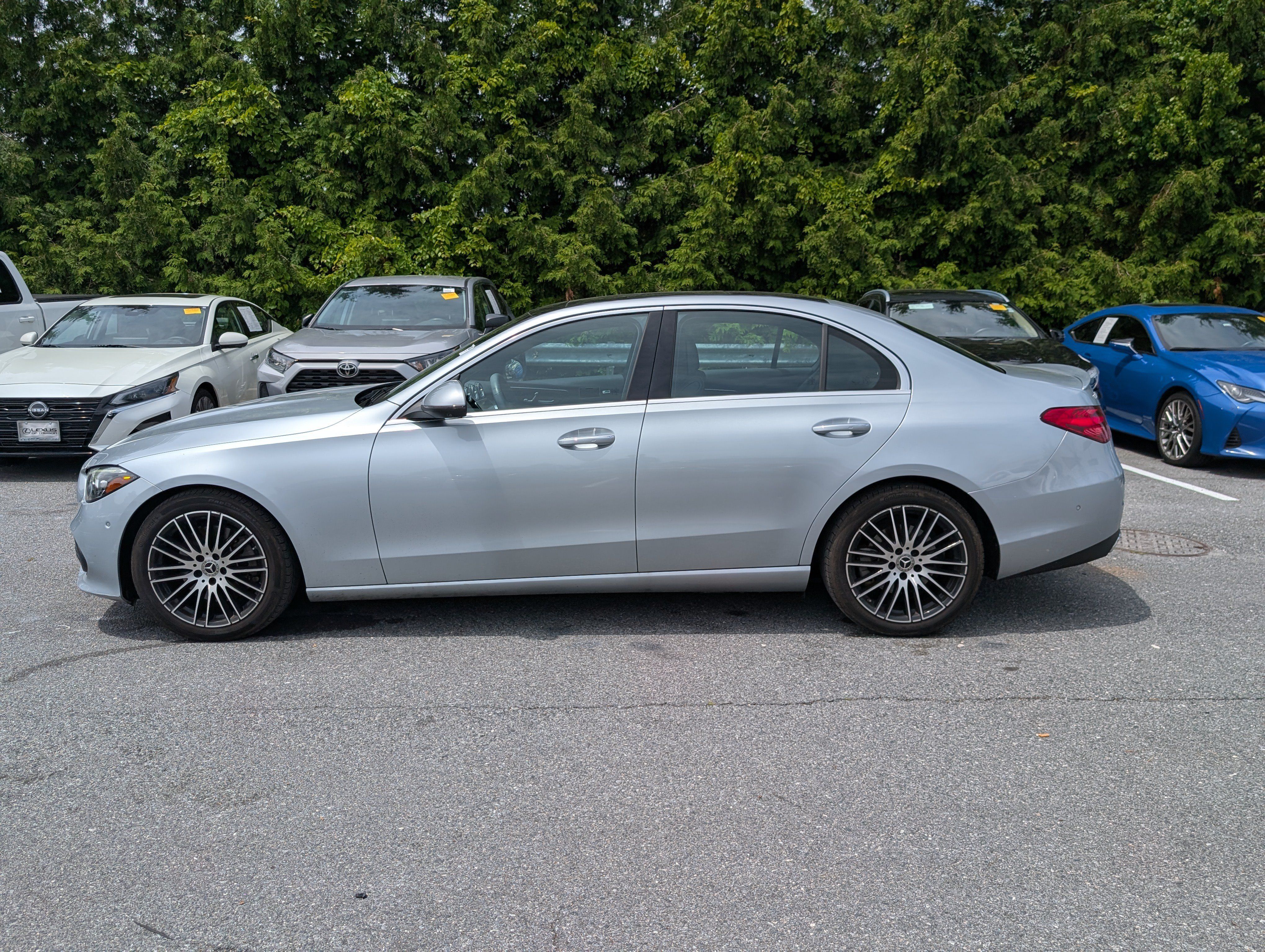 Used 2023 Mercedes-Benz C 300 4MATIC Sedan image 6