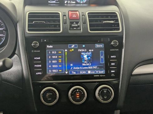 Used 2017 Subaru Forester 2.5i Premium AWD/4WD image 19