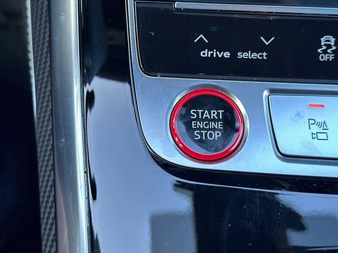 New 2026 Audi SQ8 Premium Plus image 22